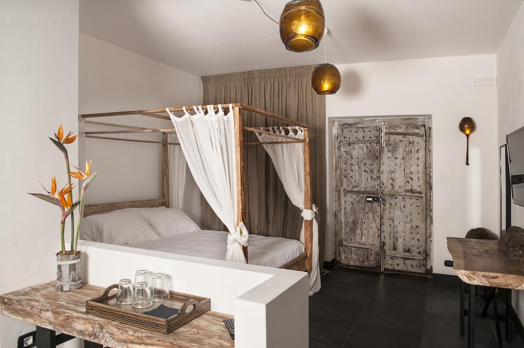 Seven Maze Charming House Bed and Breakfast Μπάρι Δωμάτιο φωτογραφία