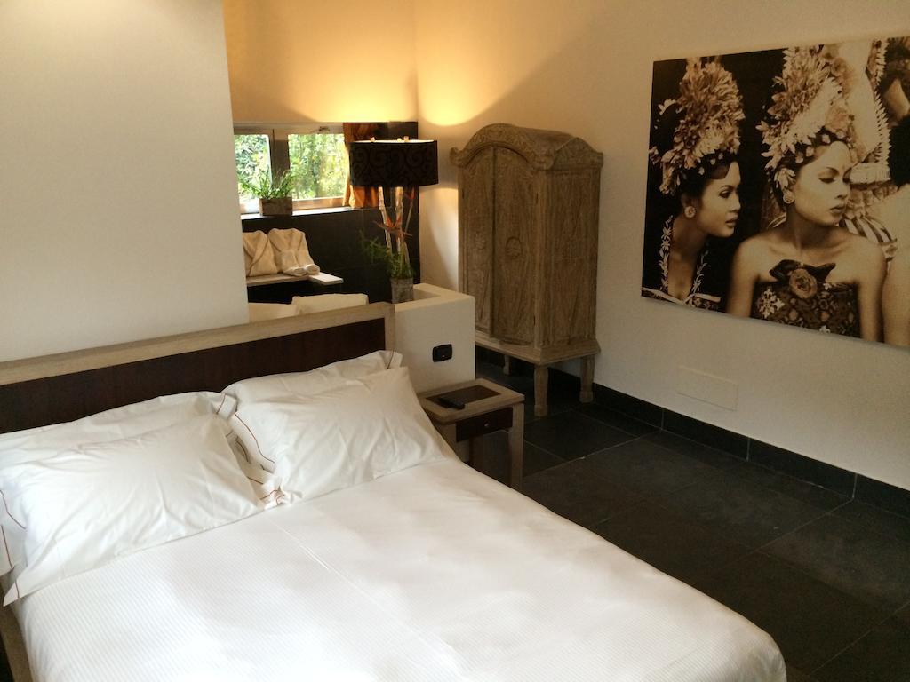 Seven Maze Charming House Bed and Breakfast Μπάρι Δωμάτιο φωτογραφία