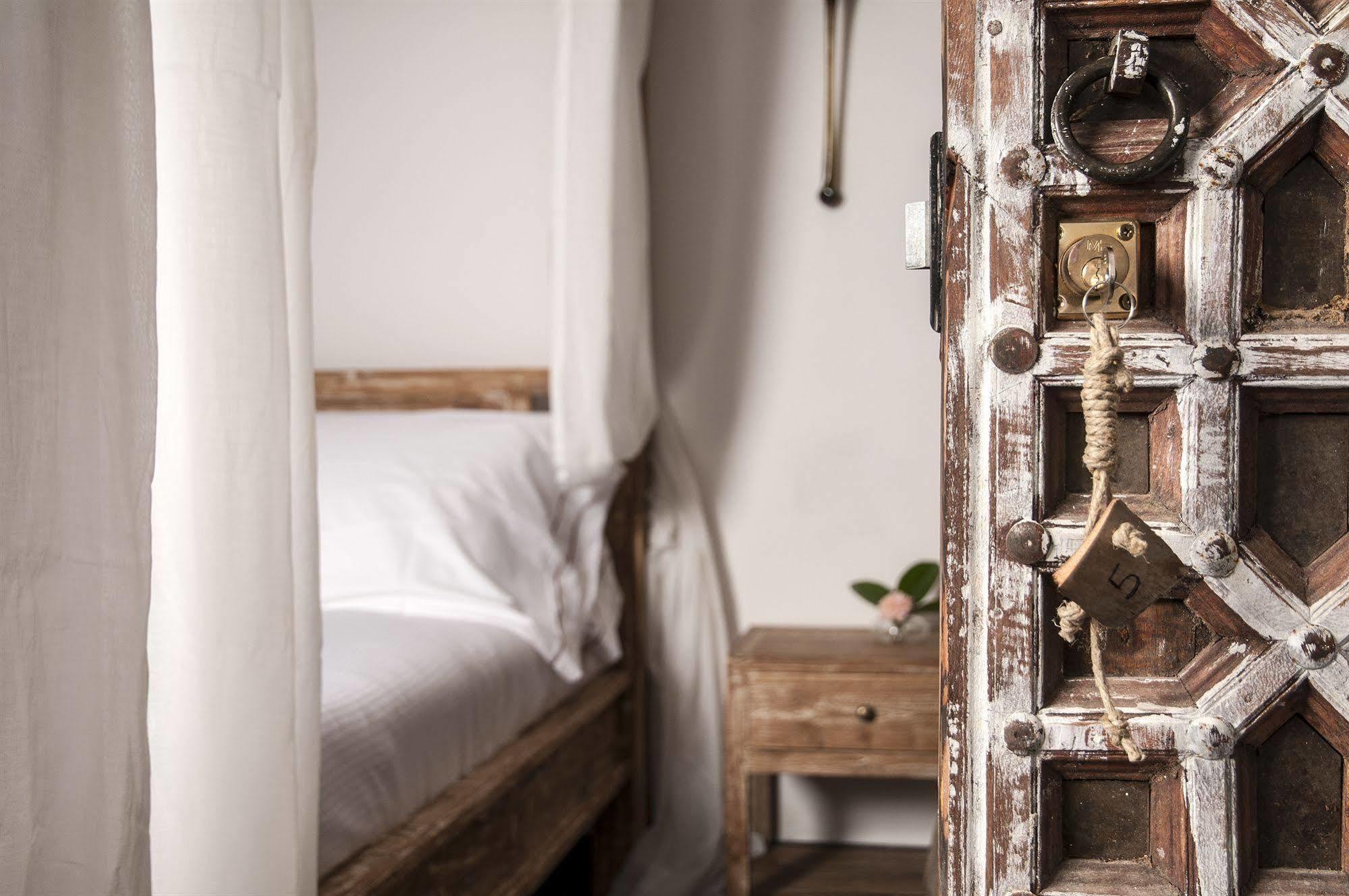Seven Maze Charming House Bed and Breakfast Μπάρι Εξωτερικό φωτογραφία